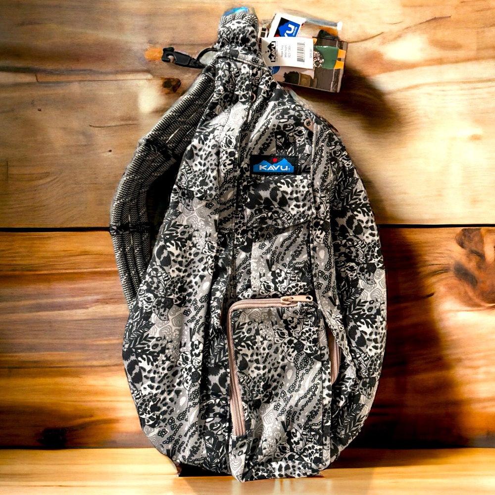 Kavu rope bag.